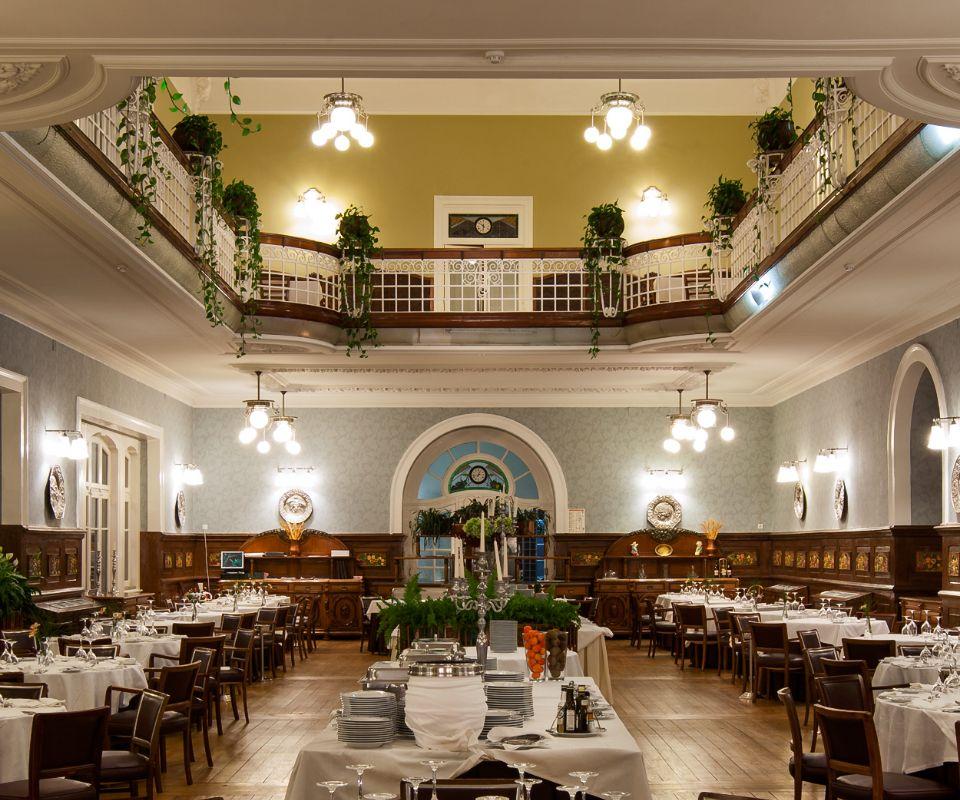 Bar do Lobby  Curia Palace Hotel Coimbra Bar do Lobby  Curia Palace Hotel Coimbra