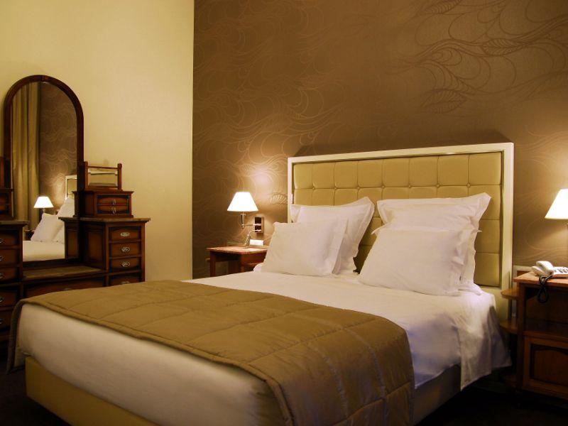 Berço disponível  Curia Palace Hotel Coimbra