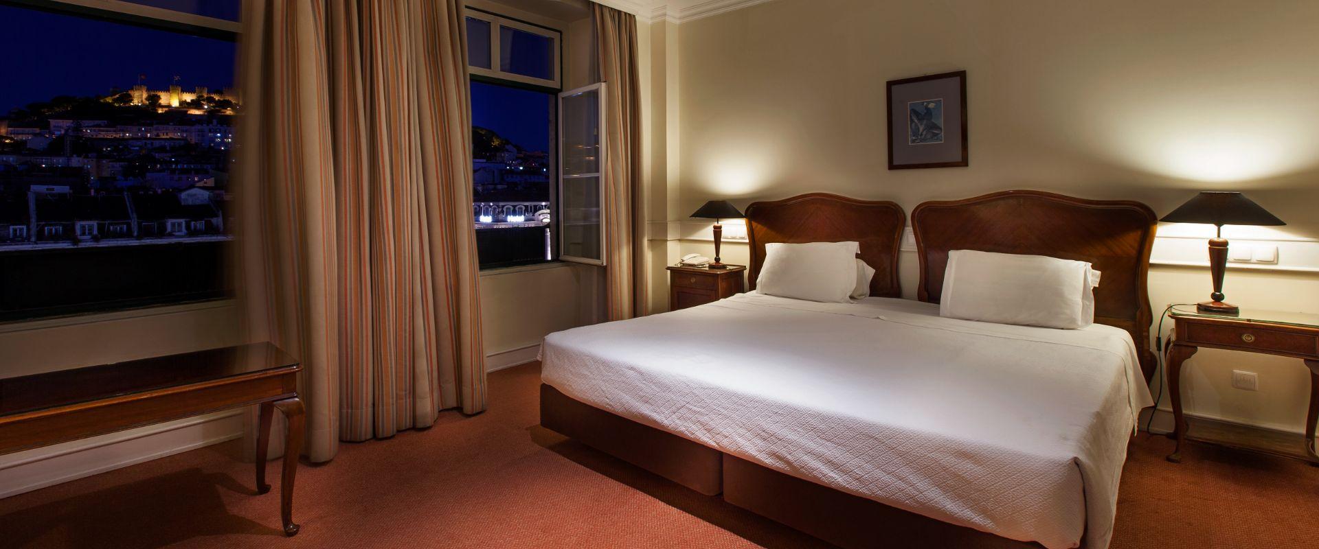 Quarto Rossio com cama extra  Métropole Hotel Lisboa