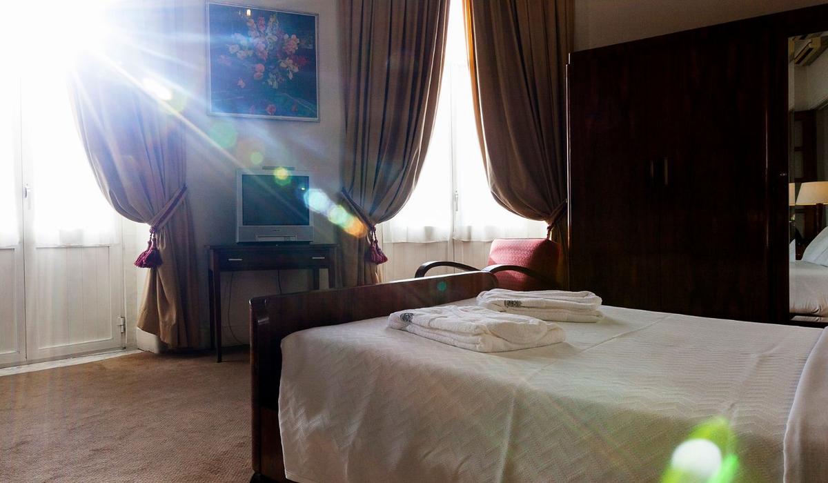 Quarto Superior  Astória Hotel Coimbra Quarto Superior  Astória Hotel Coimbra