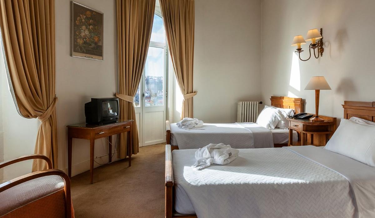 Quarto Superior  Astória Hotel Coimbra Quarto Superior  Astória Hotel Coimbra