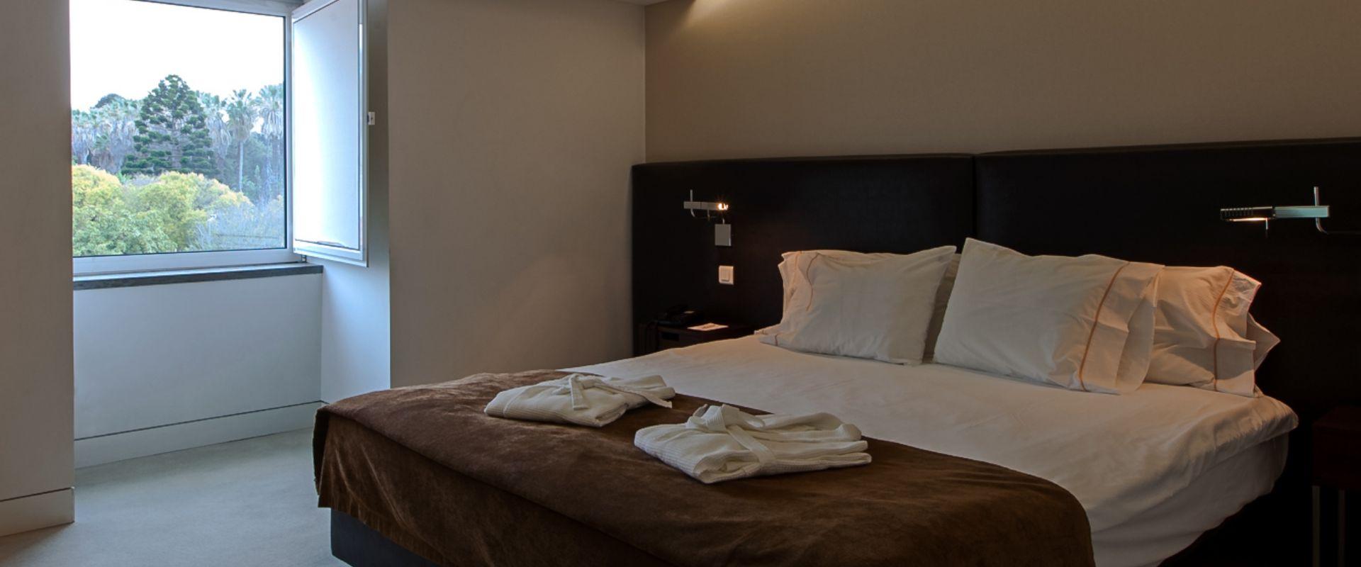 Superior Room with Extra bed  Jerónimos 8 Hotel Lisbon