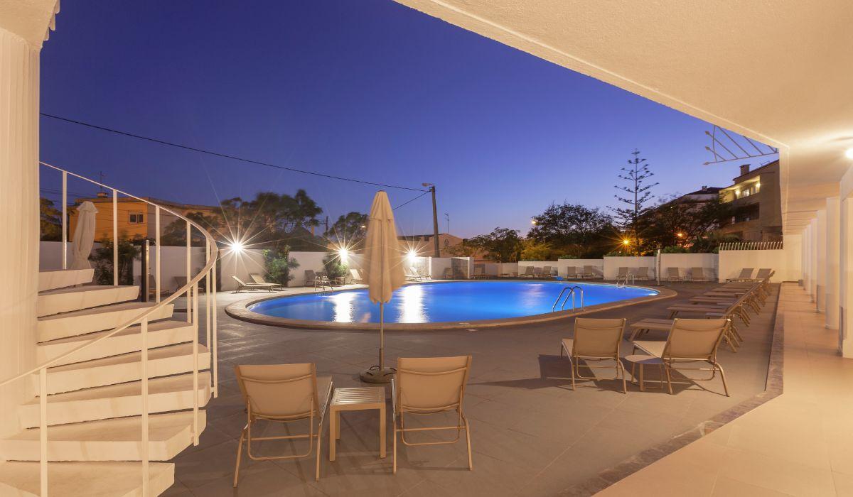  Carcavelos Beach Hotel  Carcavelos Beach Hotel Lisbon